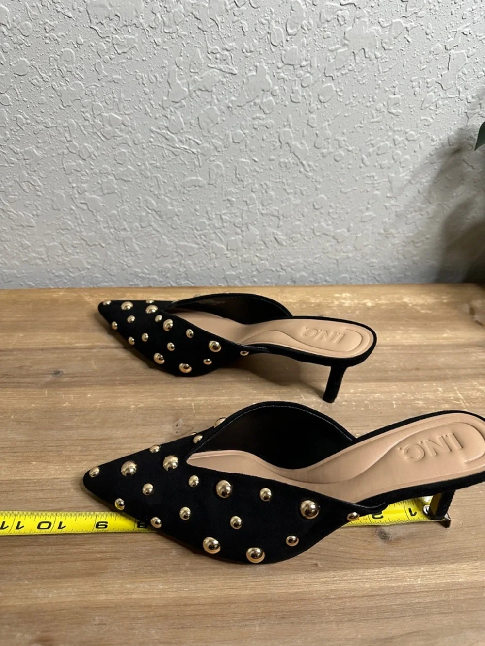 I.N.C. Women's Genevie Black and gold studded Pointed Toe Heeled Mules size 6.5 - Picture 15 of 15